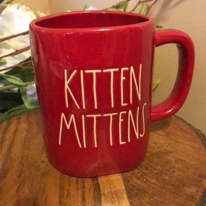 NEW. Rae Dunn "KITTEN MITTENS" Mug/Cup.